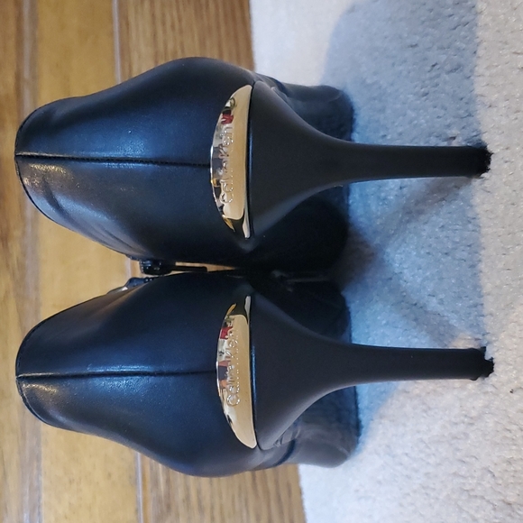Calvin Klein sz 9 , ( more 8.5) wedges. Never worn! - Picture 4 of 7